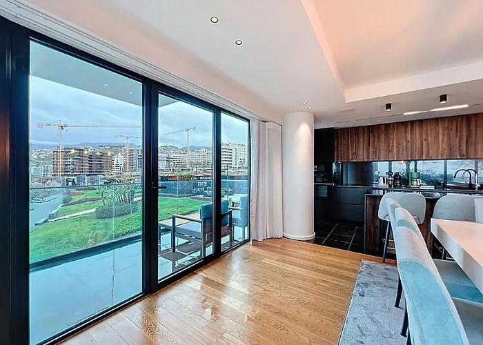 Varinos Seaview Apartmán *