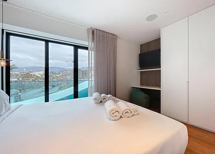 Varinos Seaview Apartmán *