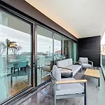 Varinos Seaview *